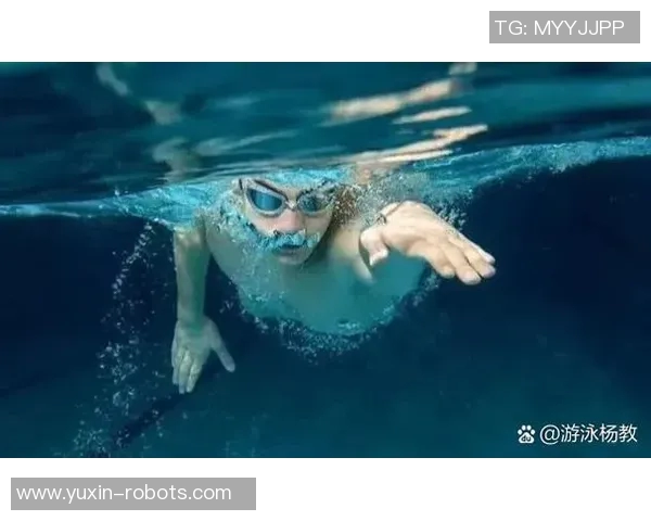 自由泳技巧提升指南 常见错误解析及避免方法